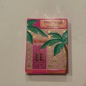 Too faced Palm Springs dreams cocktail party eye shadow palette